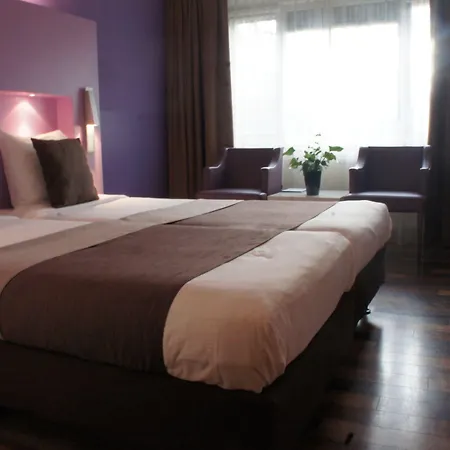 Отель 50|50 Belmont